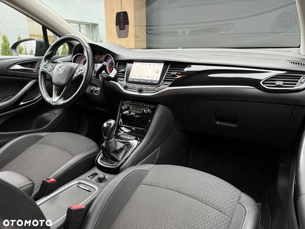 Opel Astra 1.4 Turbo Start/Stop Innovation - 11