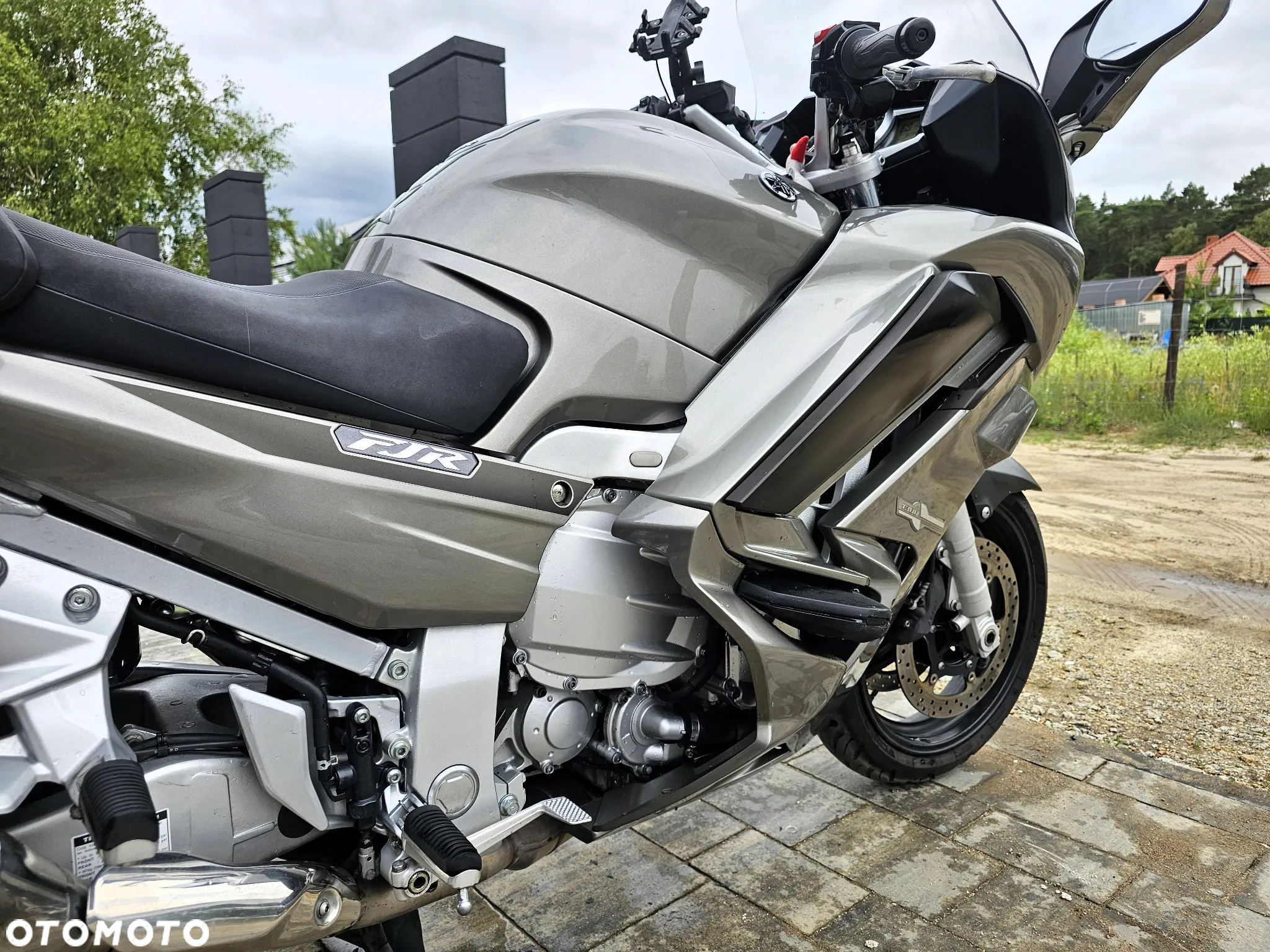 Yamaha FJR - 14