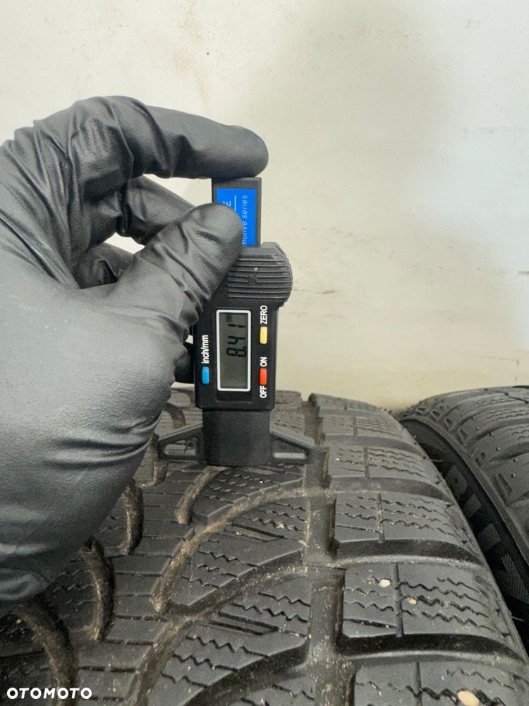 G-2966 225/45R18 95H BRIDGESTONE BLIZZAK LM-30 - 2