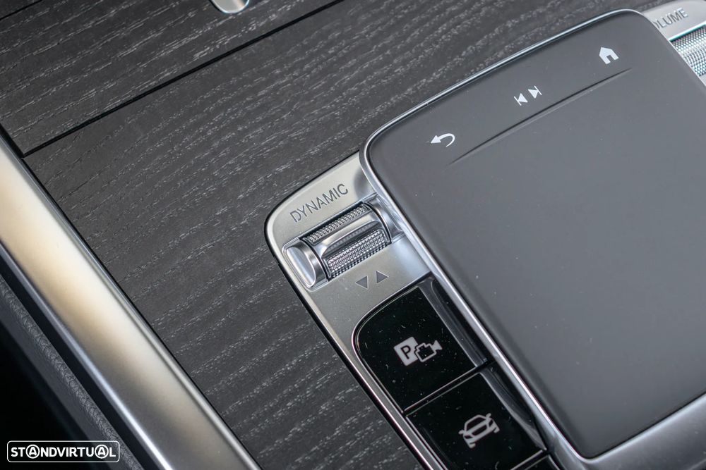 Mercedes-Benz G 450 d “Stronger Than The 1980s” - 33