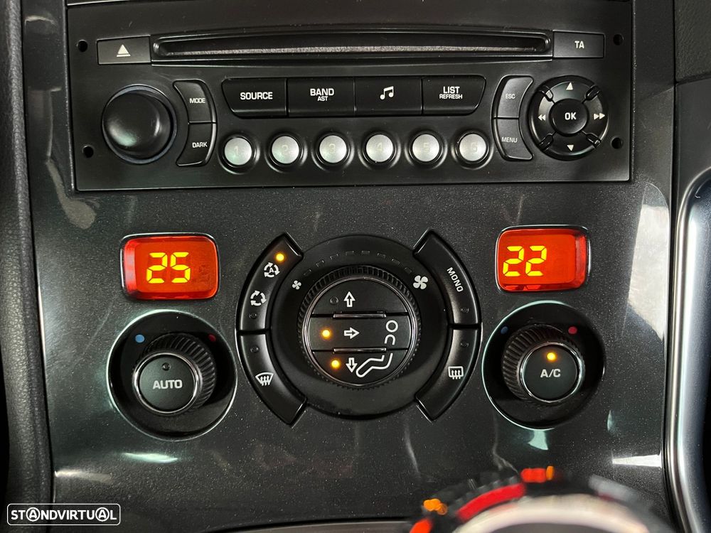 Peugeot 3008 1.6 e-HDi Allure CMP6 - 29