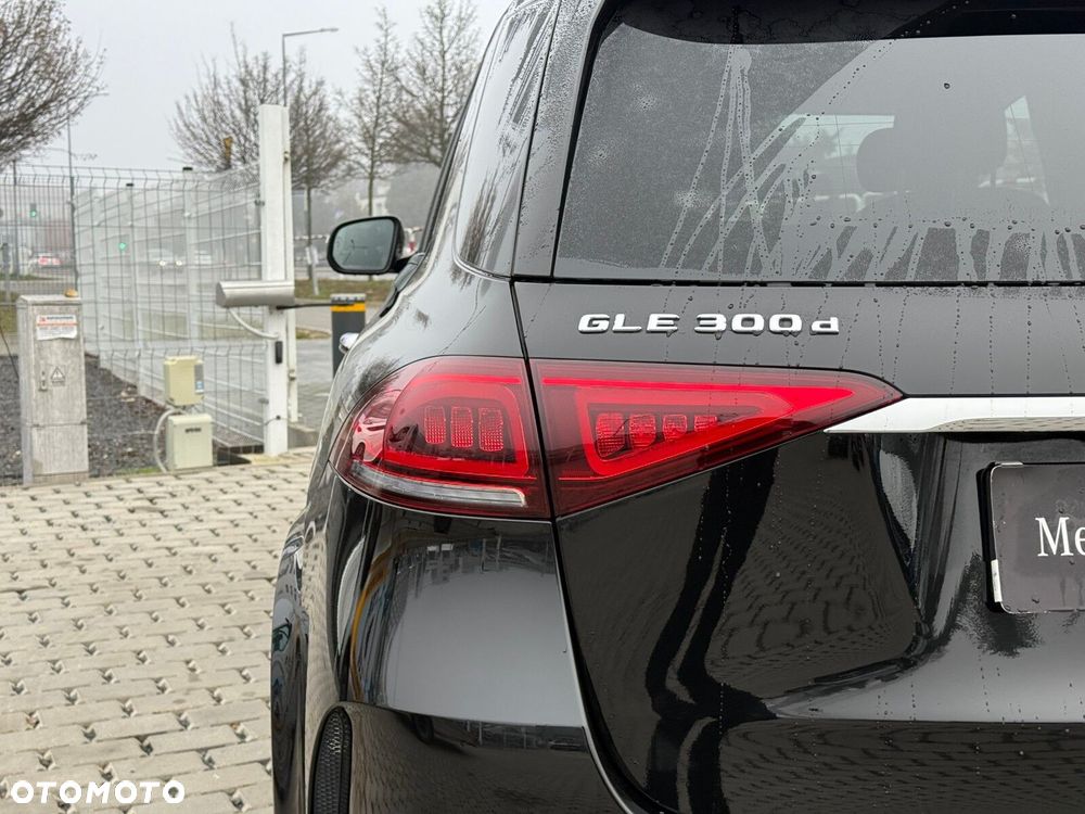 Mercedes-Benz GLE - 13