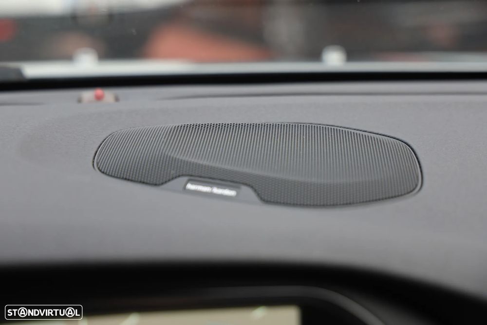 Volvo V40 D4 RDesign - 30