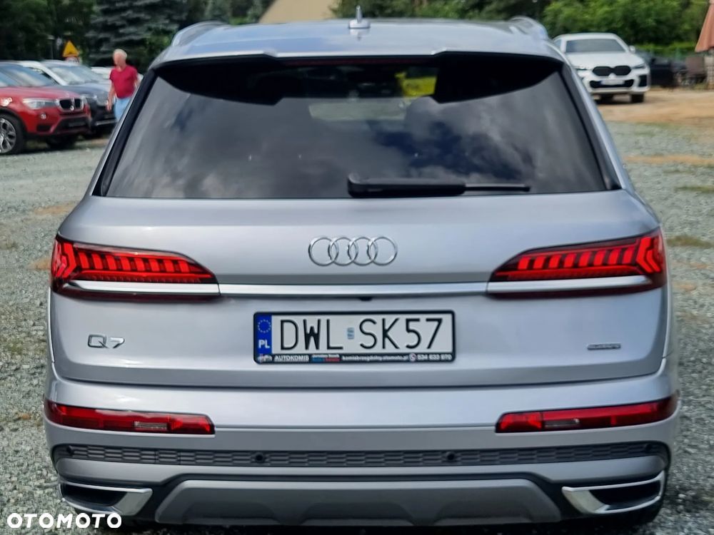 Audi Q7 55 TFSI quattro tiptronic S line - 5
