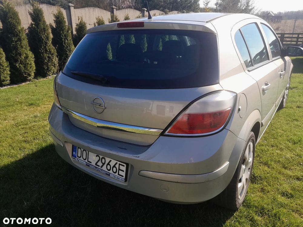 Opel Astra - 4