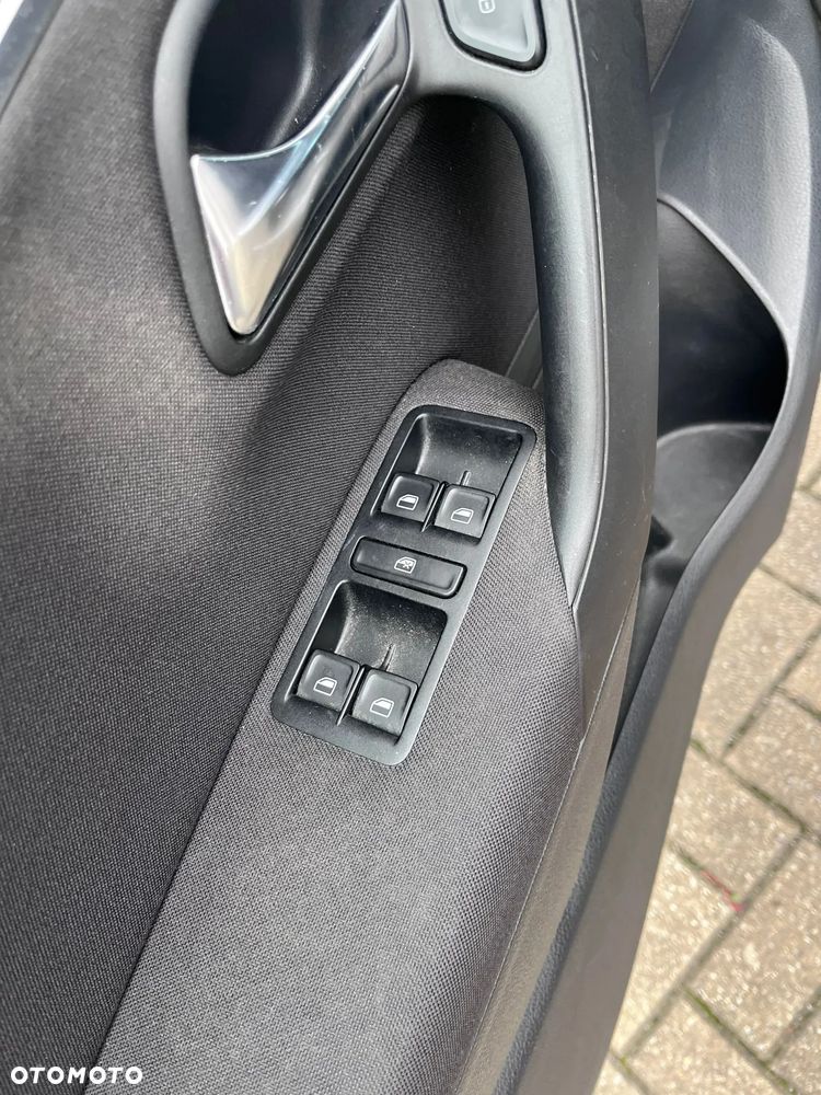 Volkswagen Polo - 14
