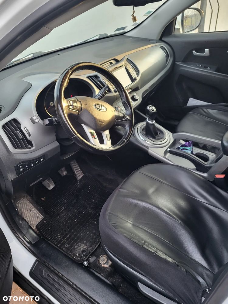 Kia Sportage 1.7 CRDI L 2WD - 10