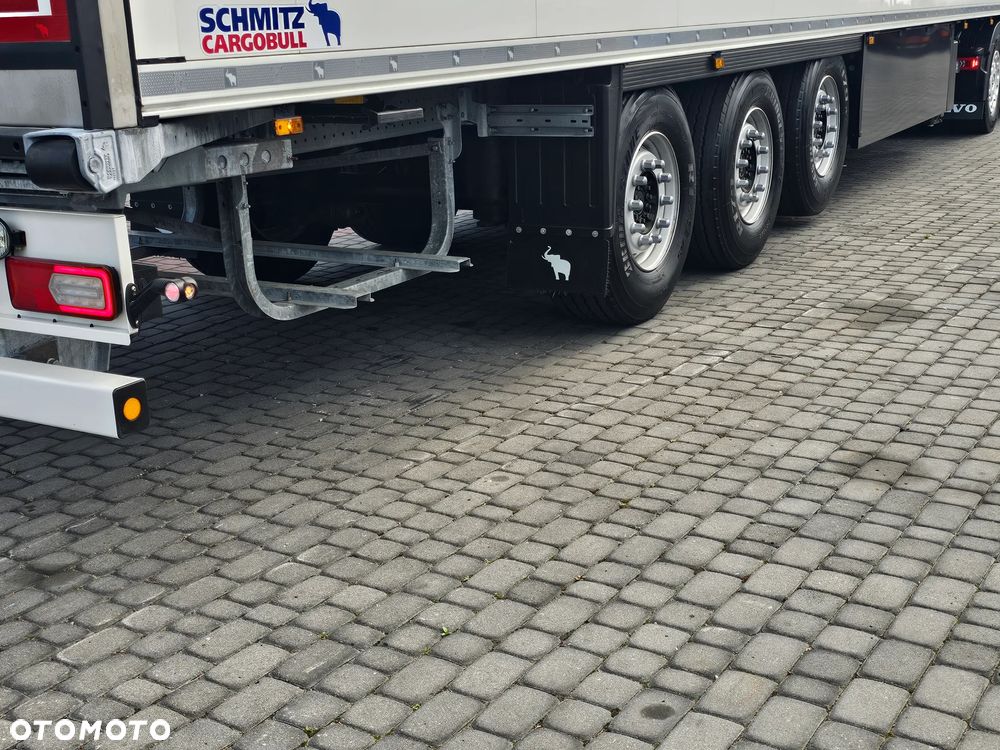 Schmitz Cargobull CHŁODNIA szer.KWIATOWA 2.50m OŚ PODN.JAK NOWA - 4