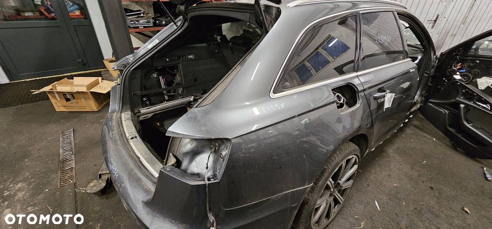 ĆWIARTKA BŁOTNIK PRAWY TYŁ A6 C7 LIFT KOMBI LZ7S - 1