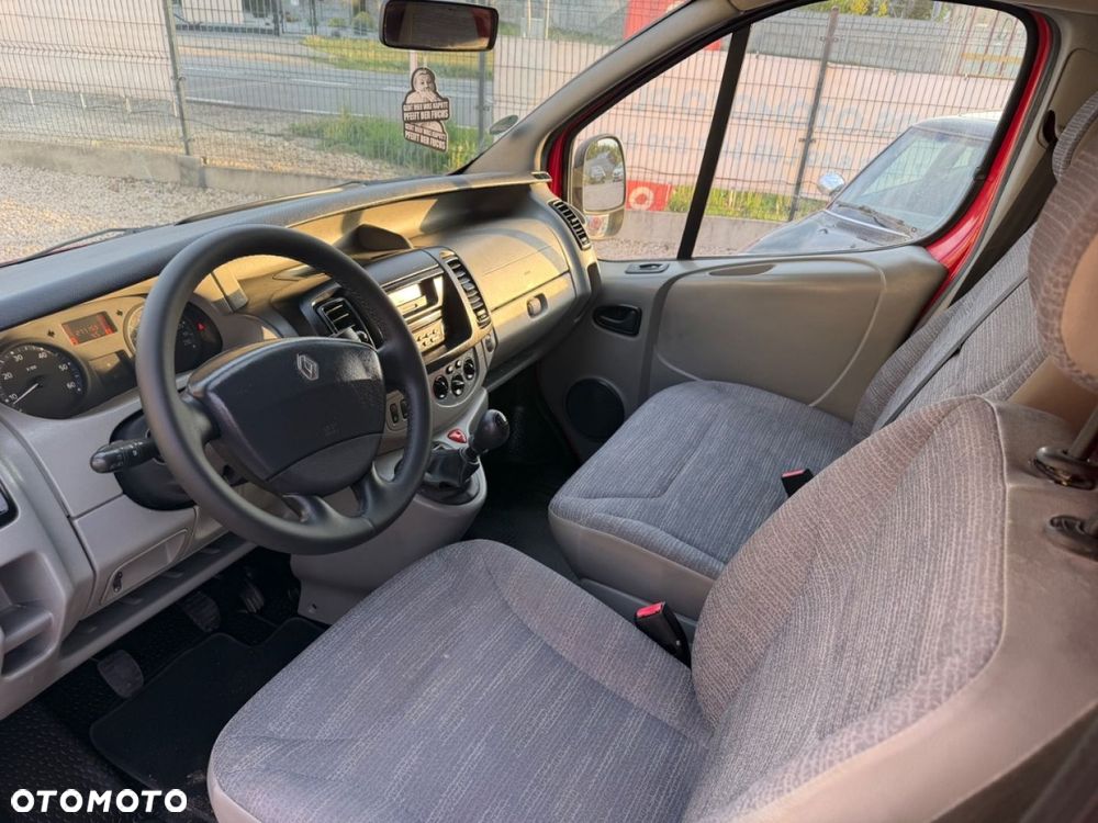 Renault Trafic - 11