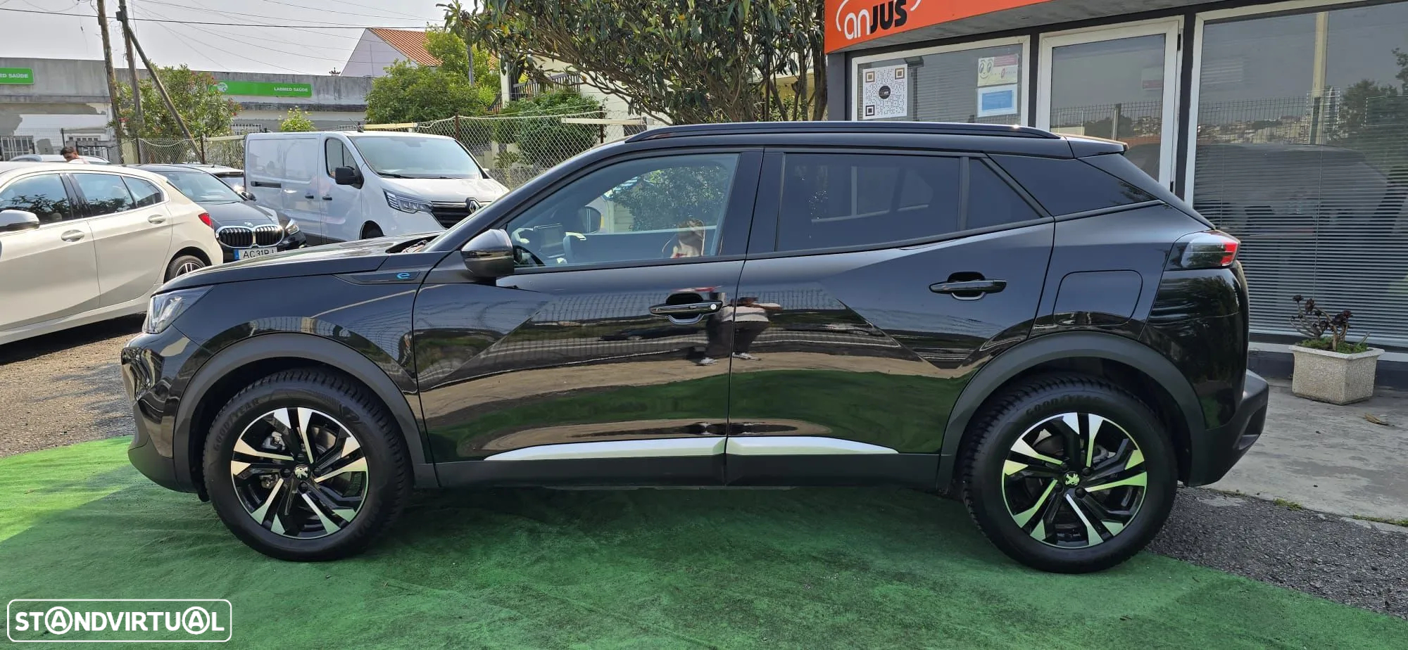 Peugeot e-2008 50 kWh Allure - 4