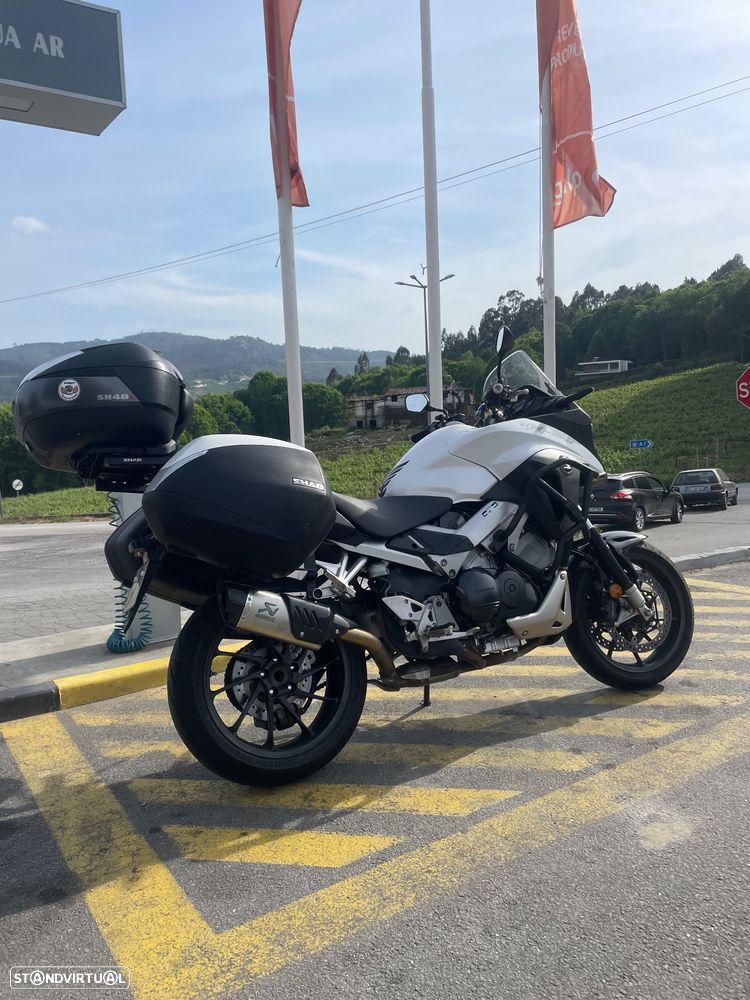 Honda VFR Crossrunner X - 2