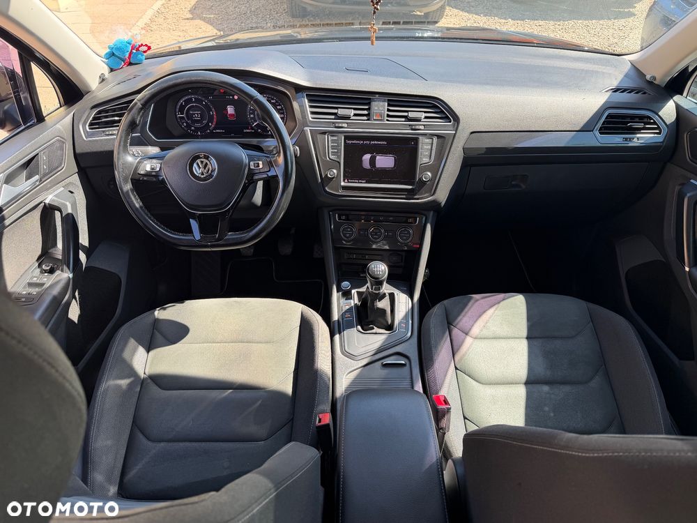 Volkswagen Tiguan 2.0 TDI SCR (BlueMotion Technology) Comfortline - 19