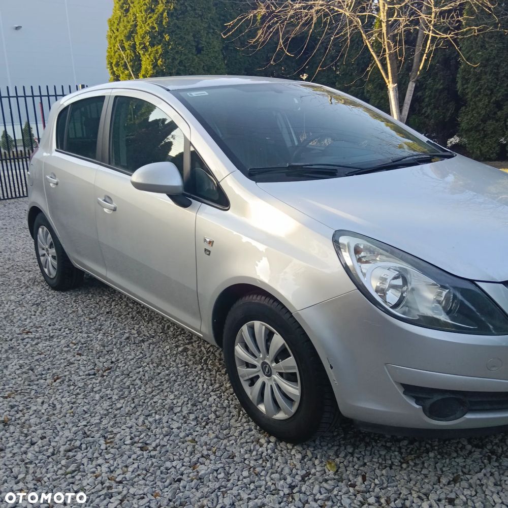 Opel Corsa - 2