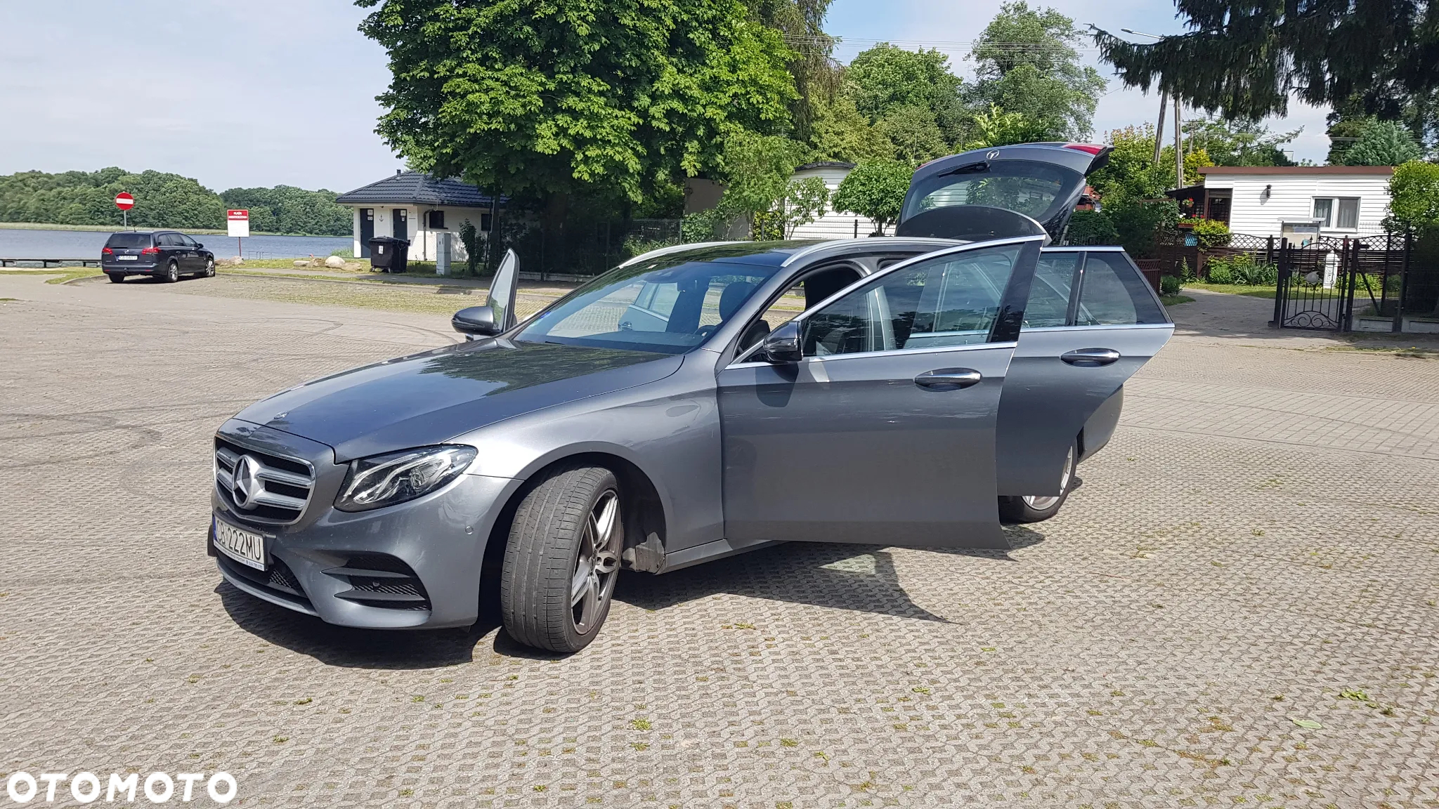 Mercedes-Benz Klasa E 220 d T 9G-TRONIC AMG Line - 23