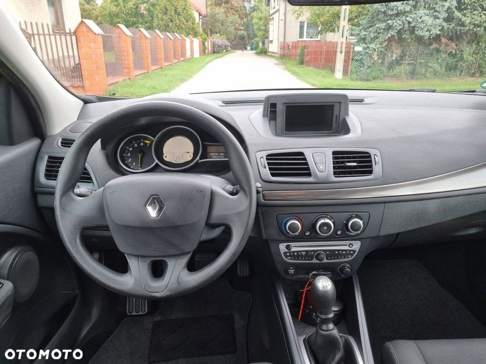 Renault Megane - 11