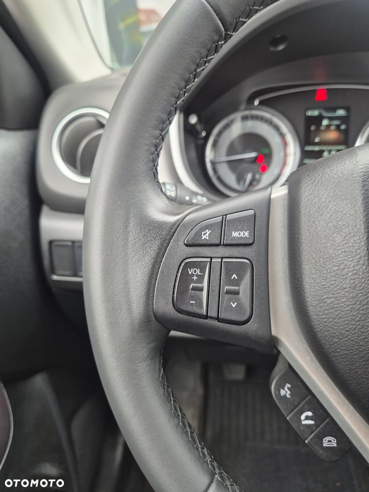 Suzuki Vitara 1.4 Boosterjet mHEV Premium Plus 2WD - 13