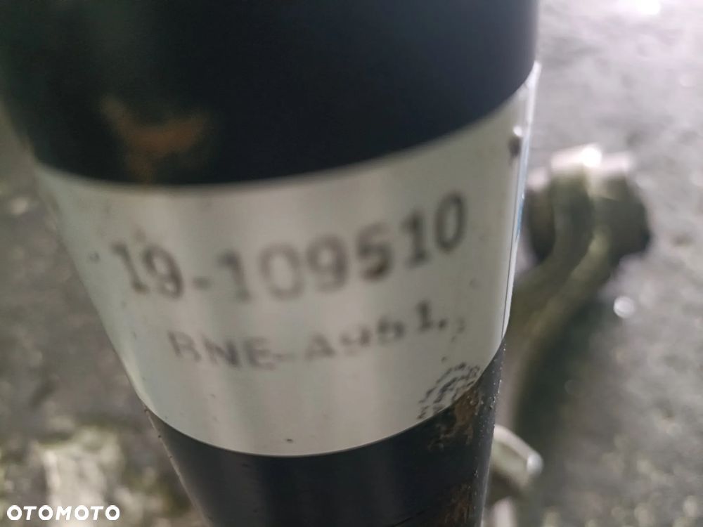 AUDI A4 B6 00-04 1,8 TB mcperson lewy przód amortyzator zwrotnica LP * - 4