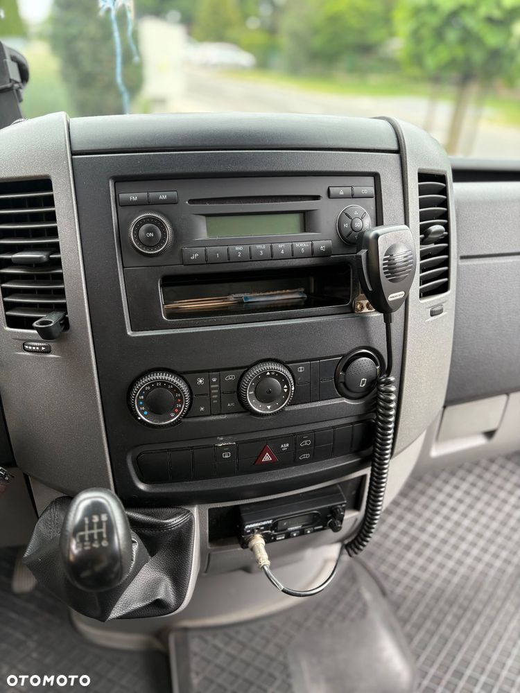 Mercedes-Benz Sprinter 319 cdi - 8