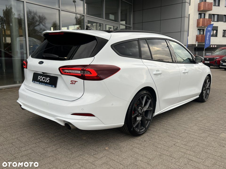 Ford Focus - 3