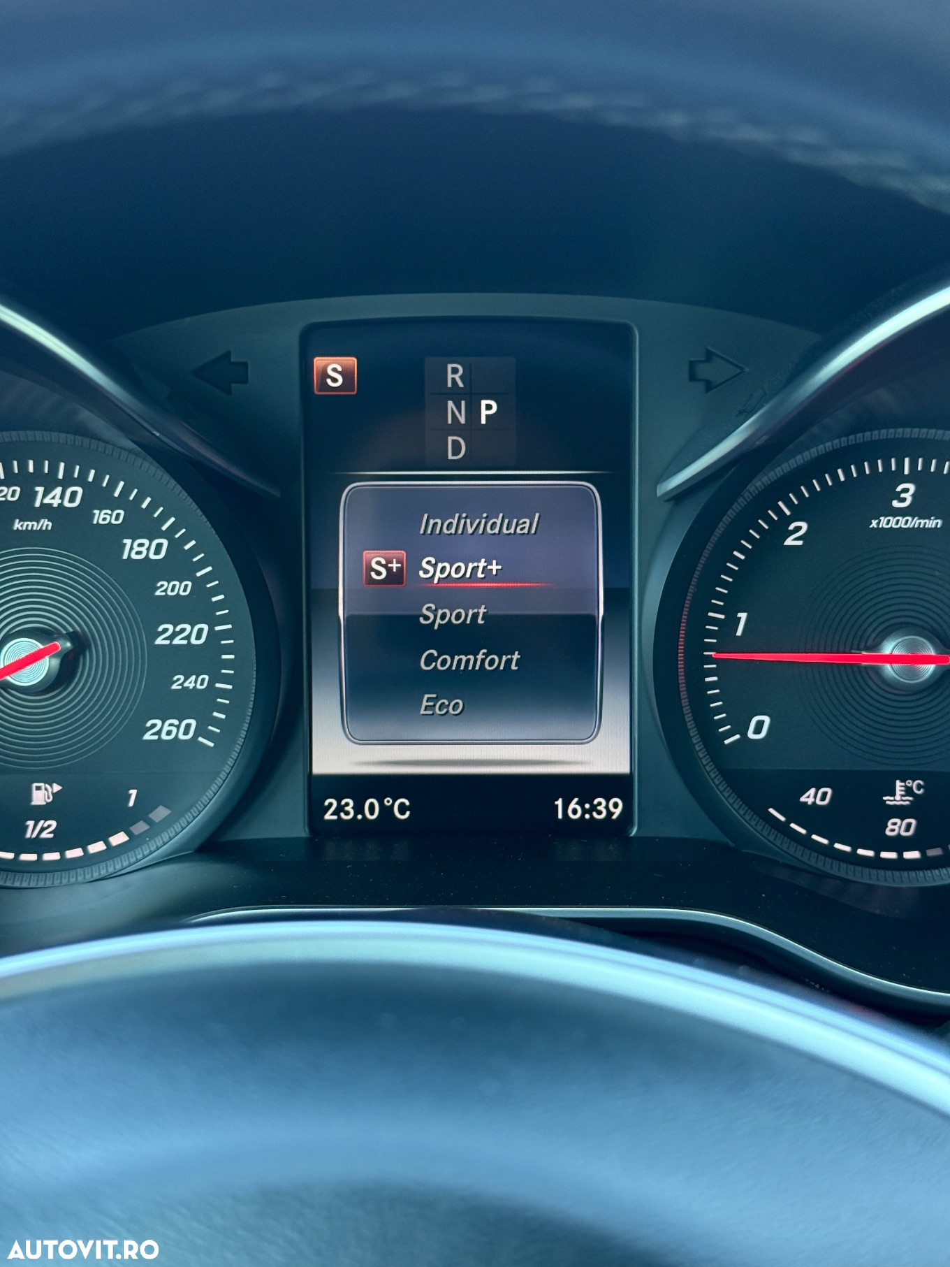 Mercedes-Benz C 250 d Coupe 9G-TRONIC AMG Line - 20