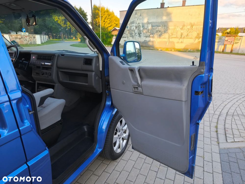 Volkswagen Transporter - 18