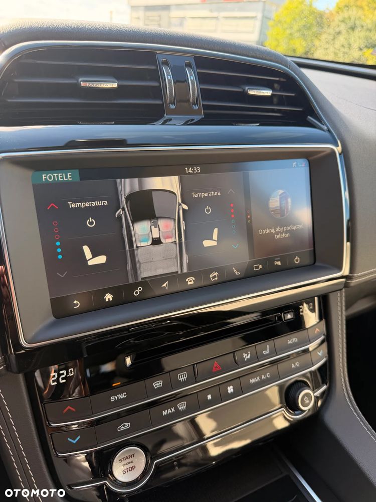 Jaguar F-Pace 2.0 i4D AWD R-Sport - 7