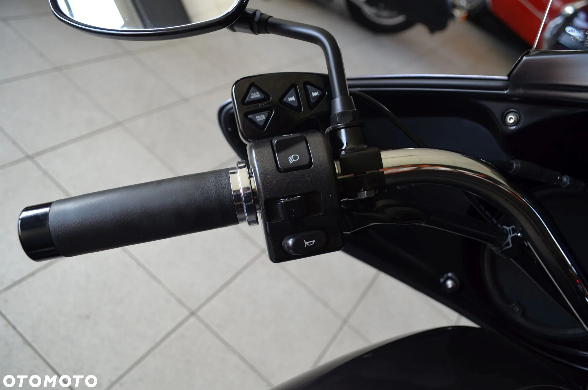 Yamaha XVS - 29
