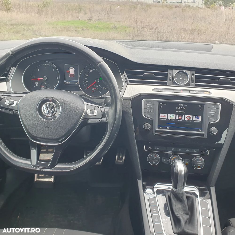 Volkswagen Passat Alltrack 2.0 TDI DSG 4Motion - 14