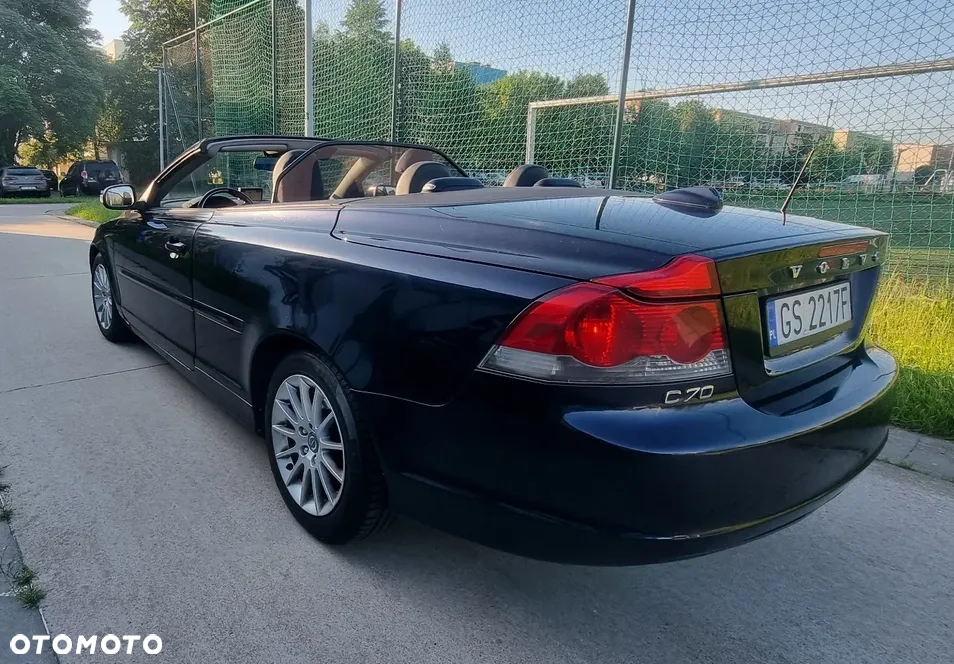 Volvo C70 2.0D Momentum - 7
