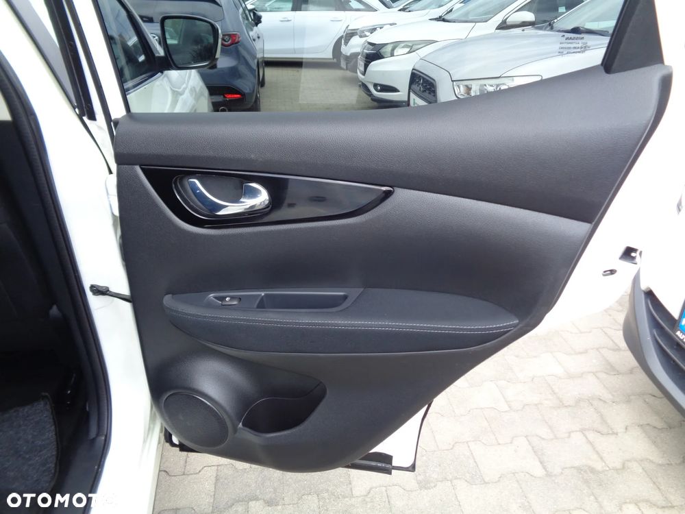 Nissan Qashqai - 22
