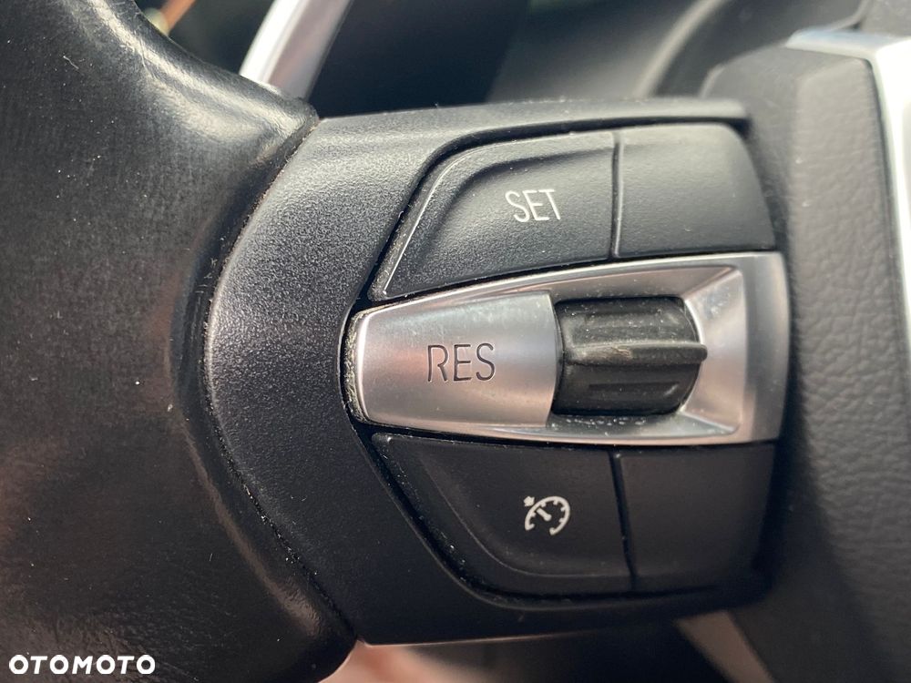 BMW X5 xDrive50i Sport-Aut - 20