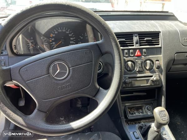 Para Peças Mercedes-Benz C-Class Station (W202) - 9