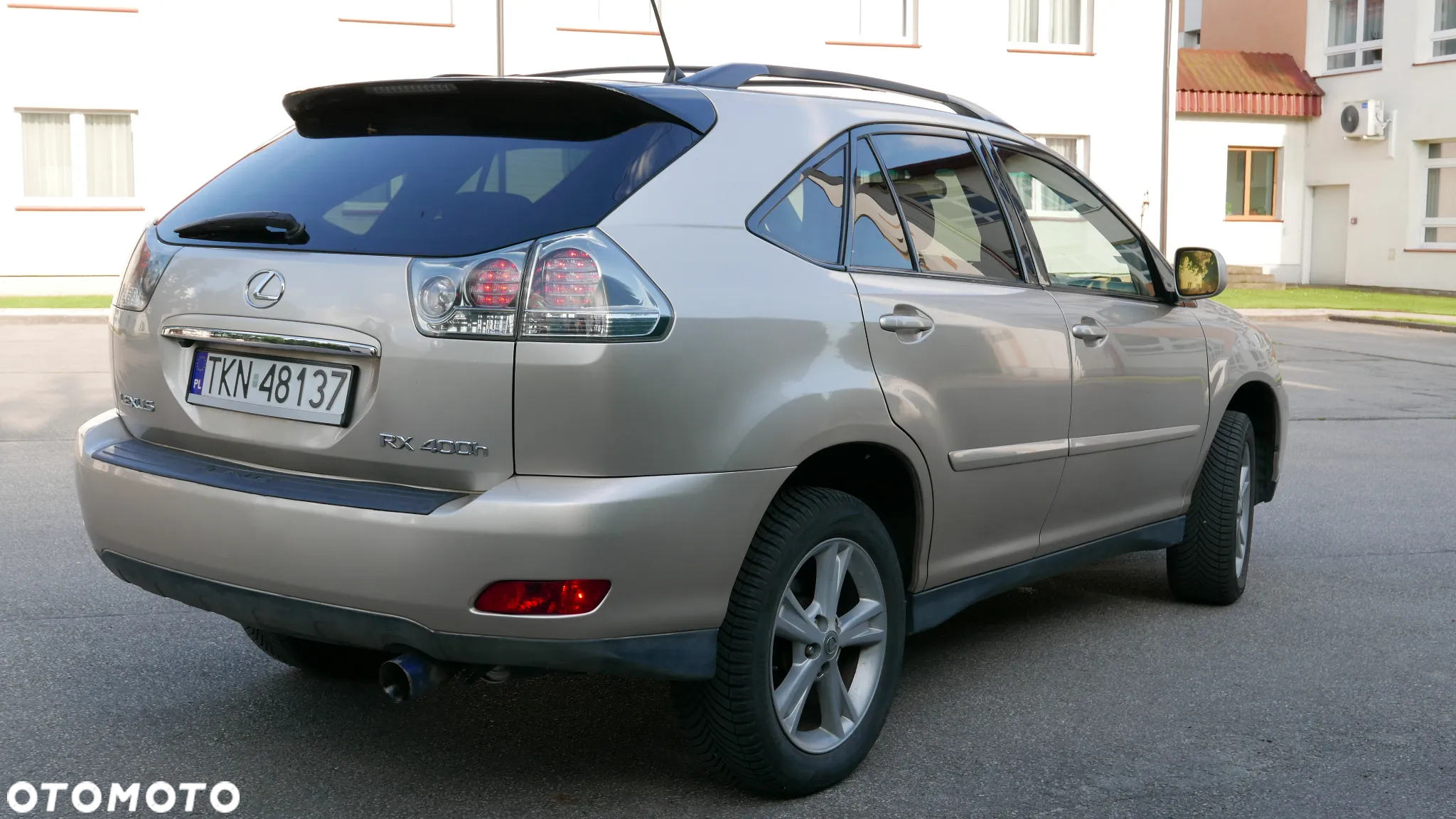 Lexus RX - 8