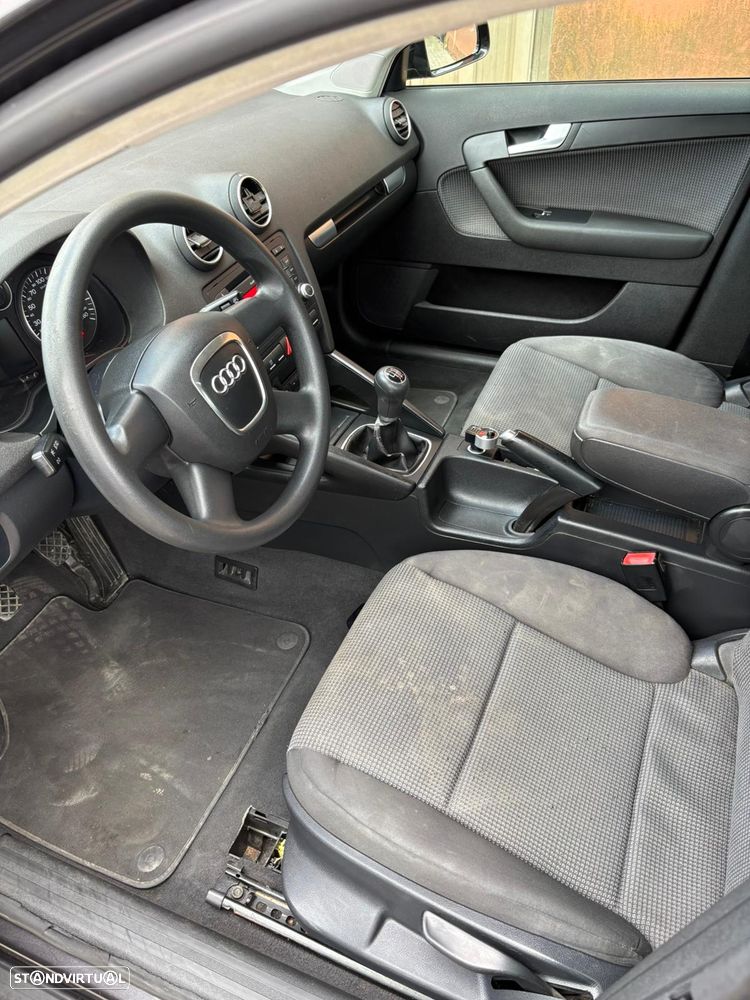 Audi A3 Sportback 1.6 FSi - 3