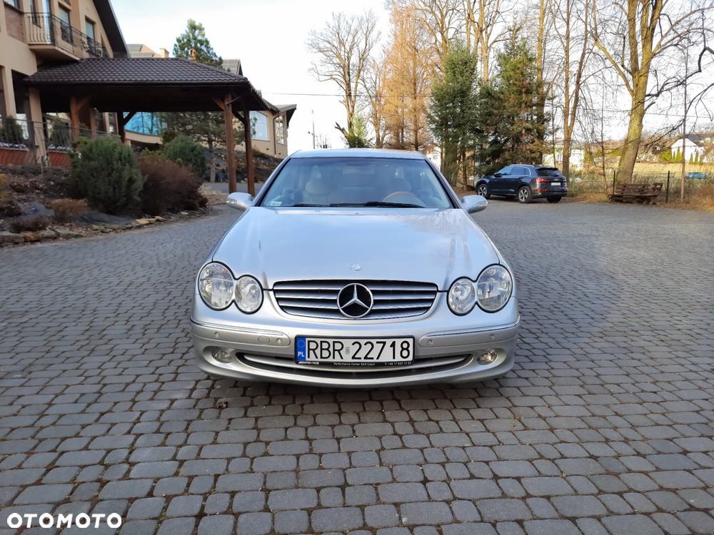 Mercedes-Benz CLK - 5