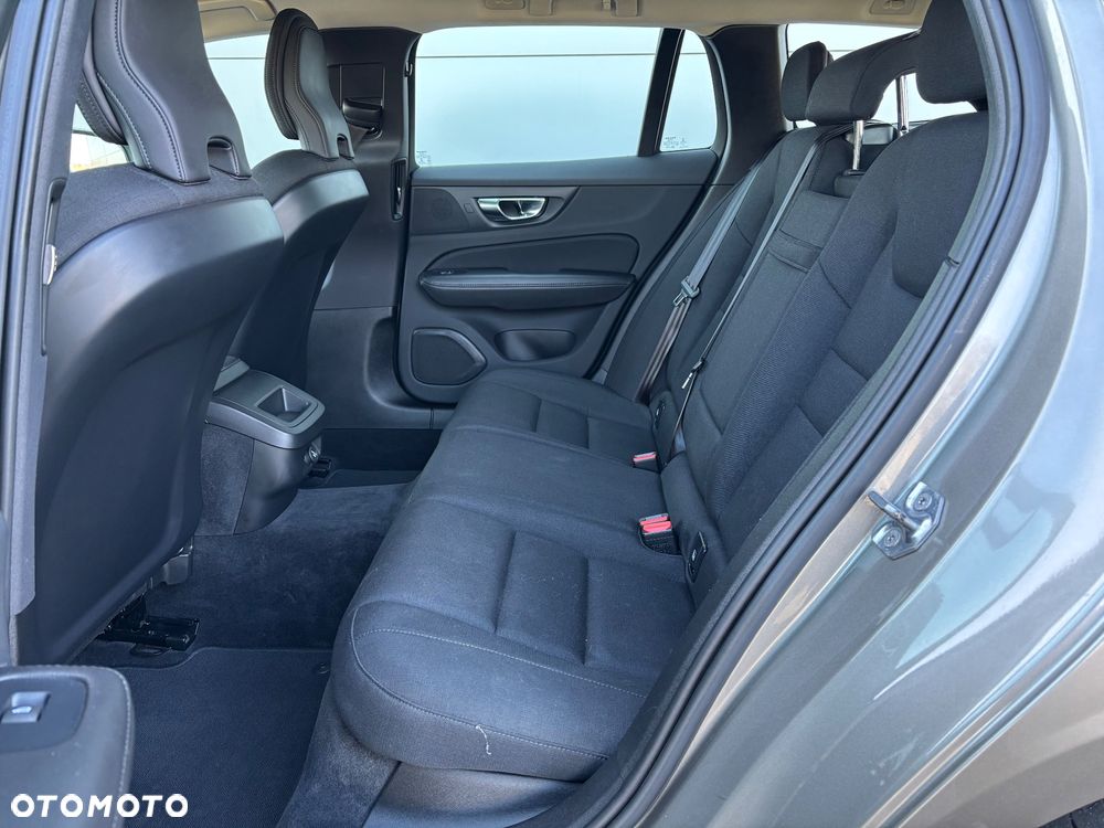 Volvo V60 D3 Kinetic - 20