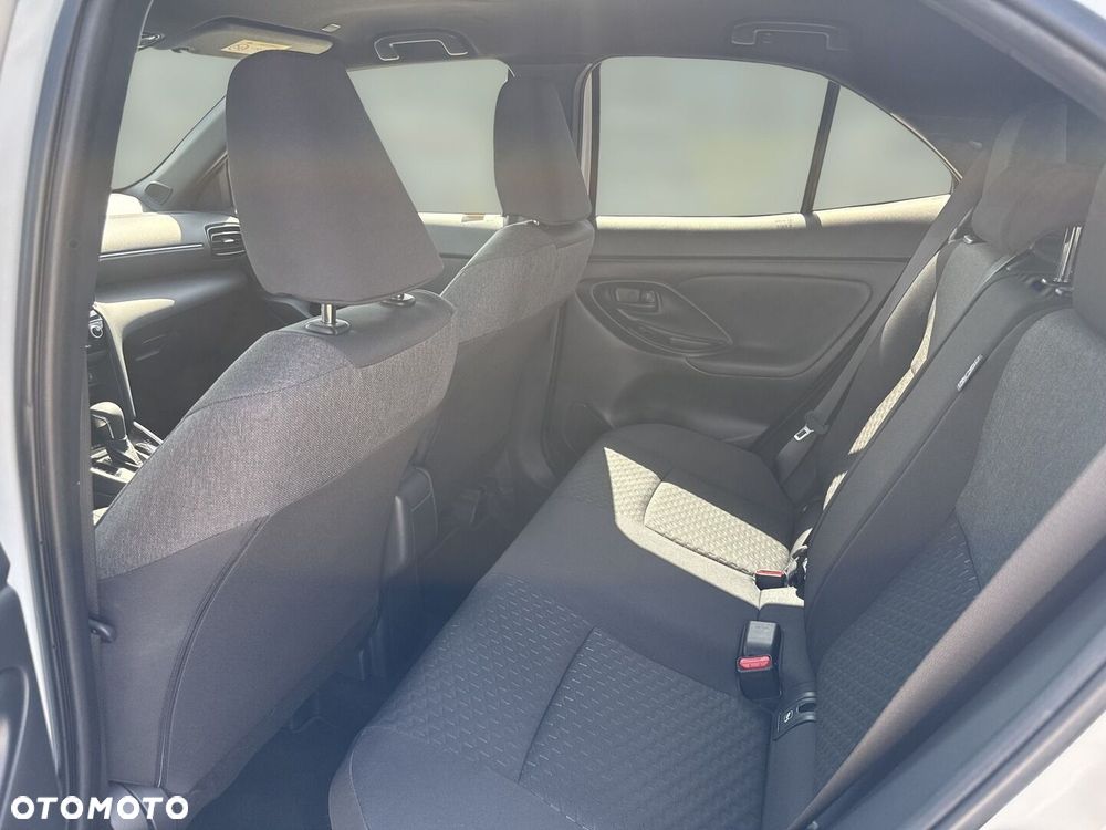 Toyota Yaris Cross Hybrid 1.5 Style - 12