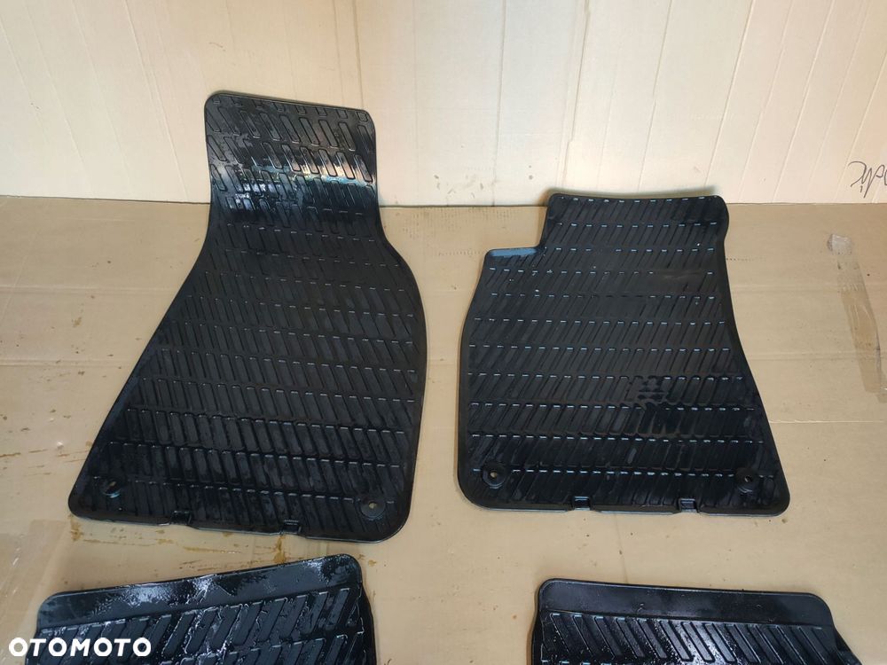komplet dywaników gumowych audi a4 8e1061501 orginał czarne - 5