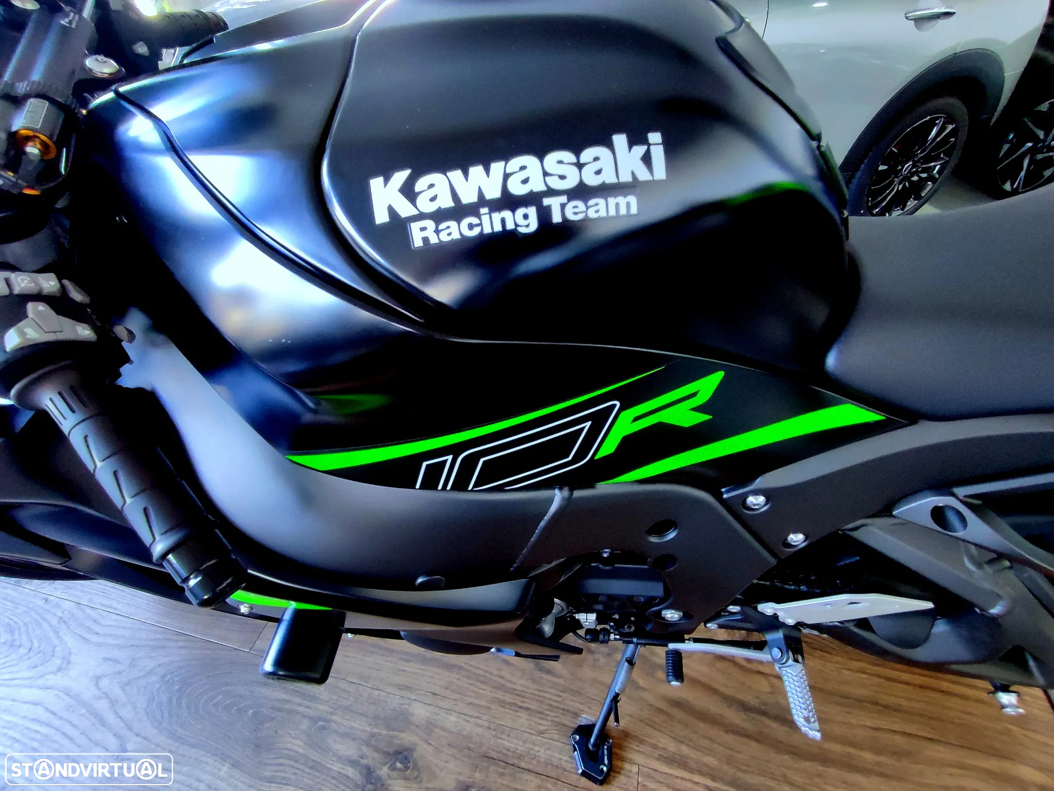 Kawasaki ZXR ZX-10R - 18