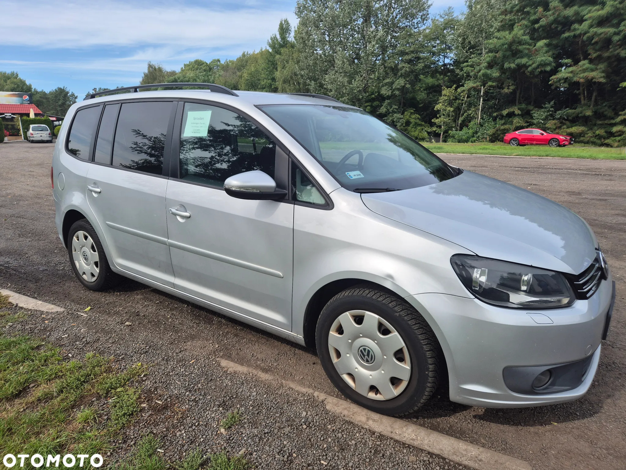 Volkswagen Touran 1.6 TDI DPF BlueMotion Technology DSG Comfortline - 4
