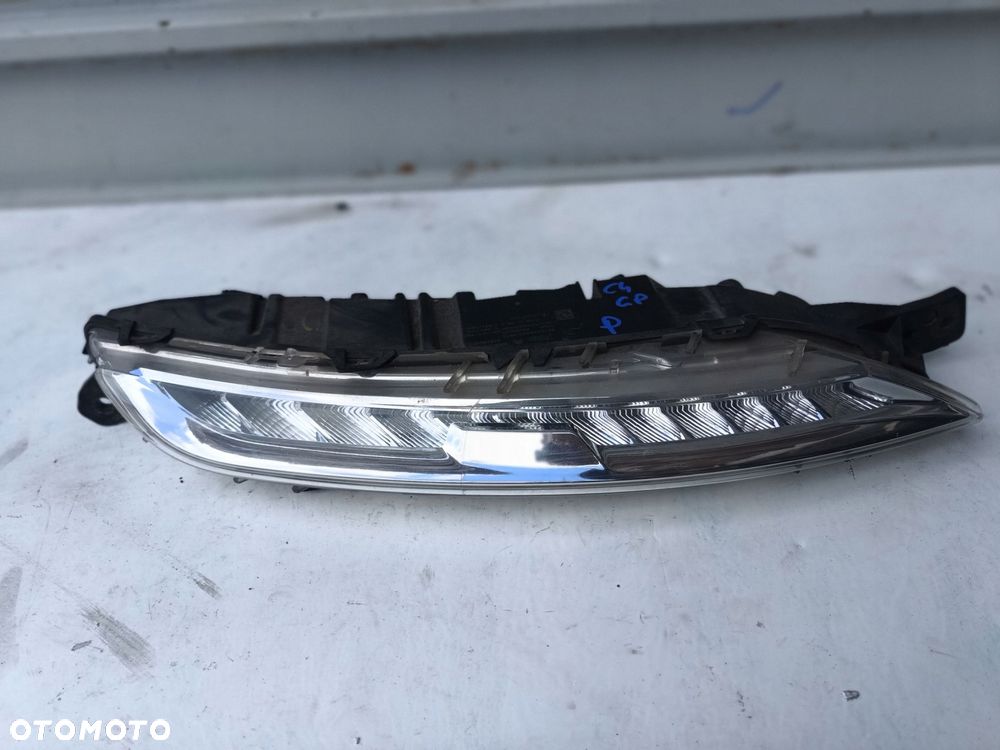 citroen c4 ii gp picasso 13 lampa prawy przód led drl + kostka 9676036480 - 2