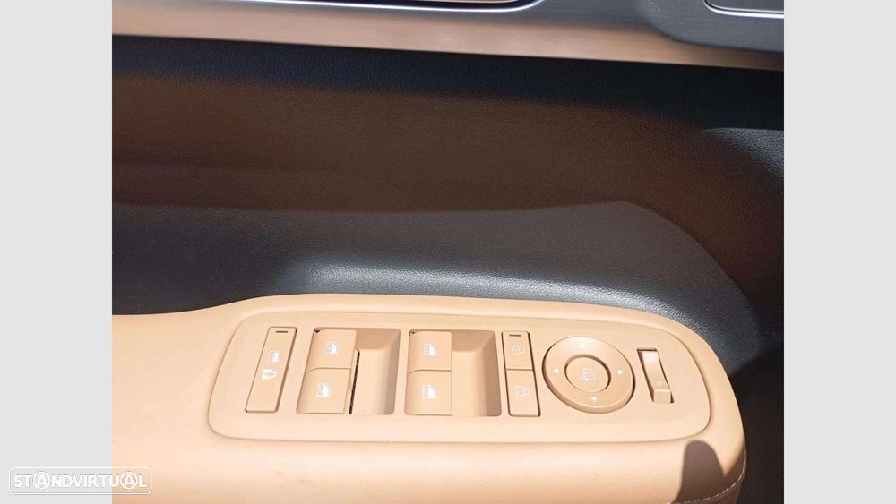 Hyundai Santa Fe - 25