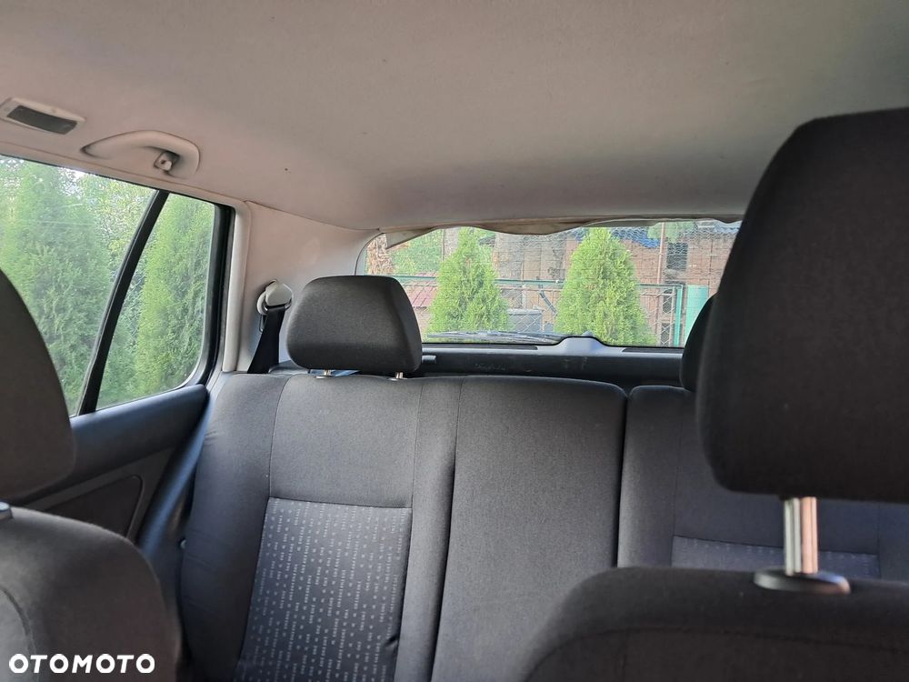 Volkswagen Golf 1.4 Q - 9