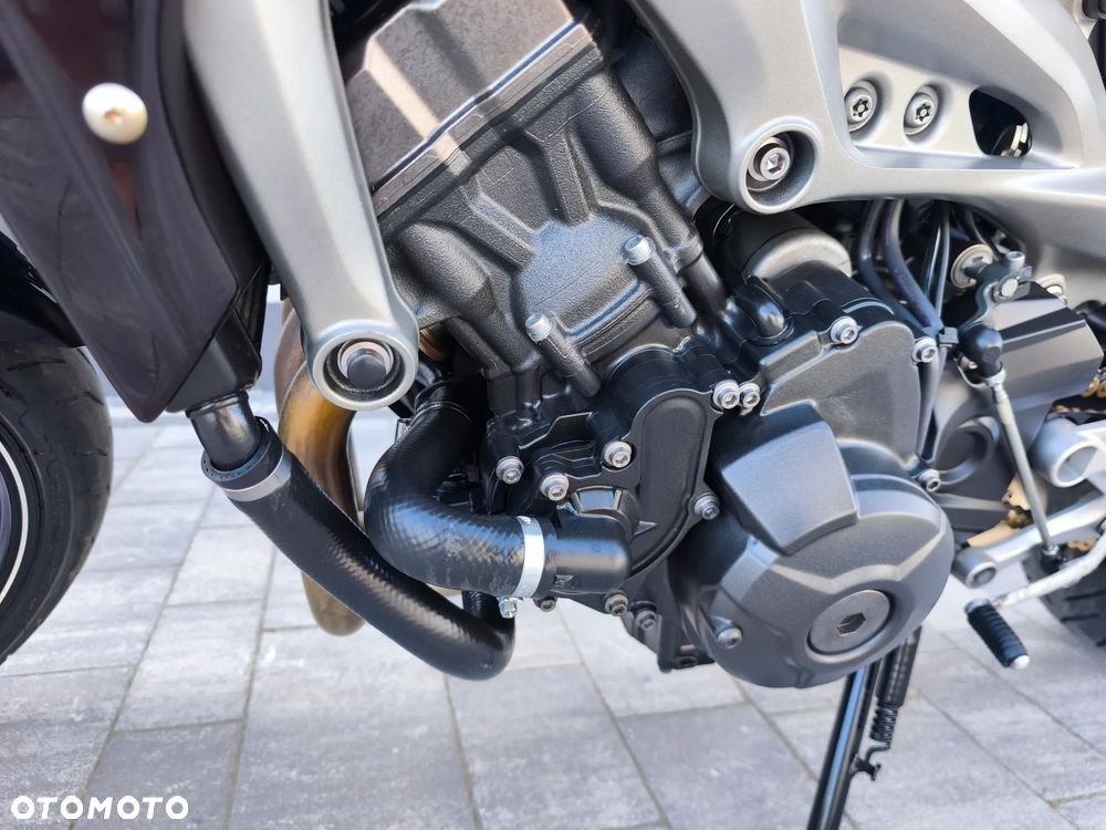 Yamaha MT - 32