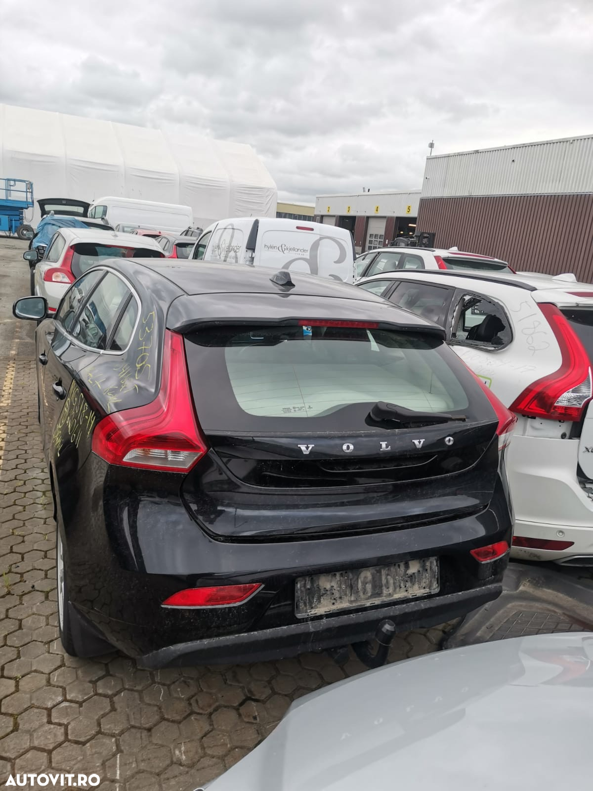 Dezmembram volvo v40 1.6 diesel 2013 Euro 5 - 2