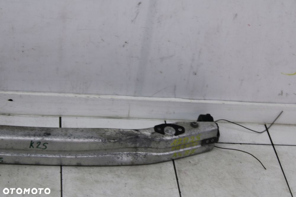 audi a4 b7 sedan 04r- belka zderzaka przód przednia - 3