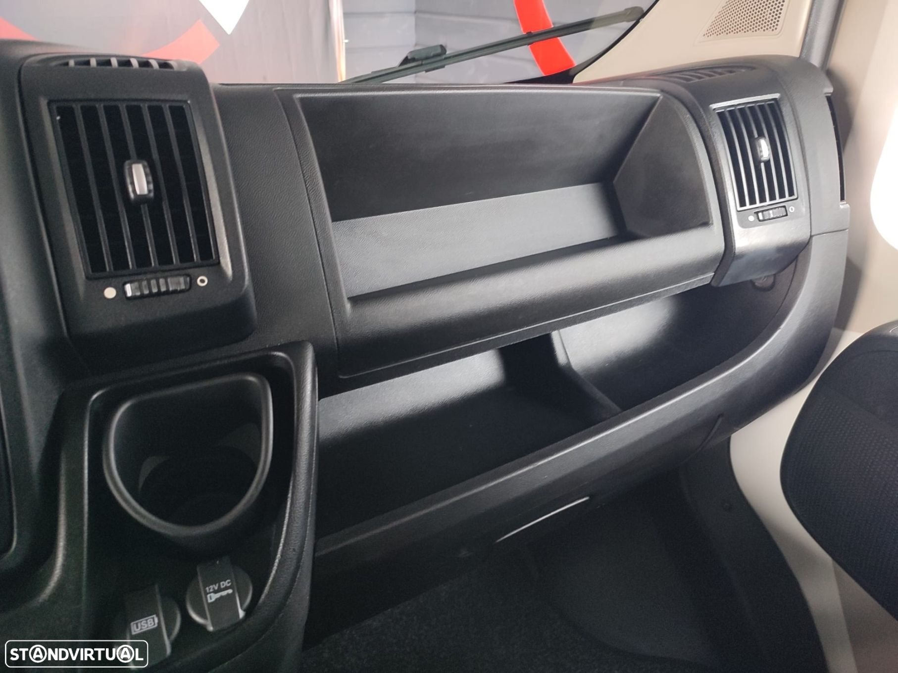 Citroën Jumper 2.0 BlueHDi 35 L2H2 - 22