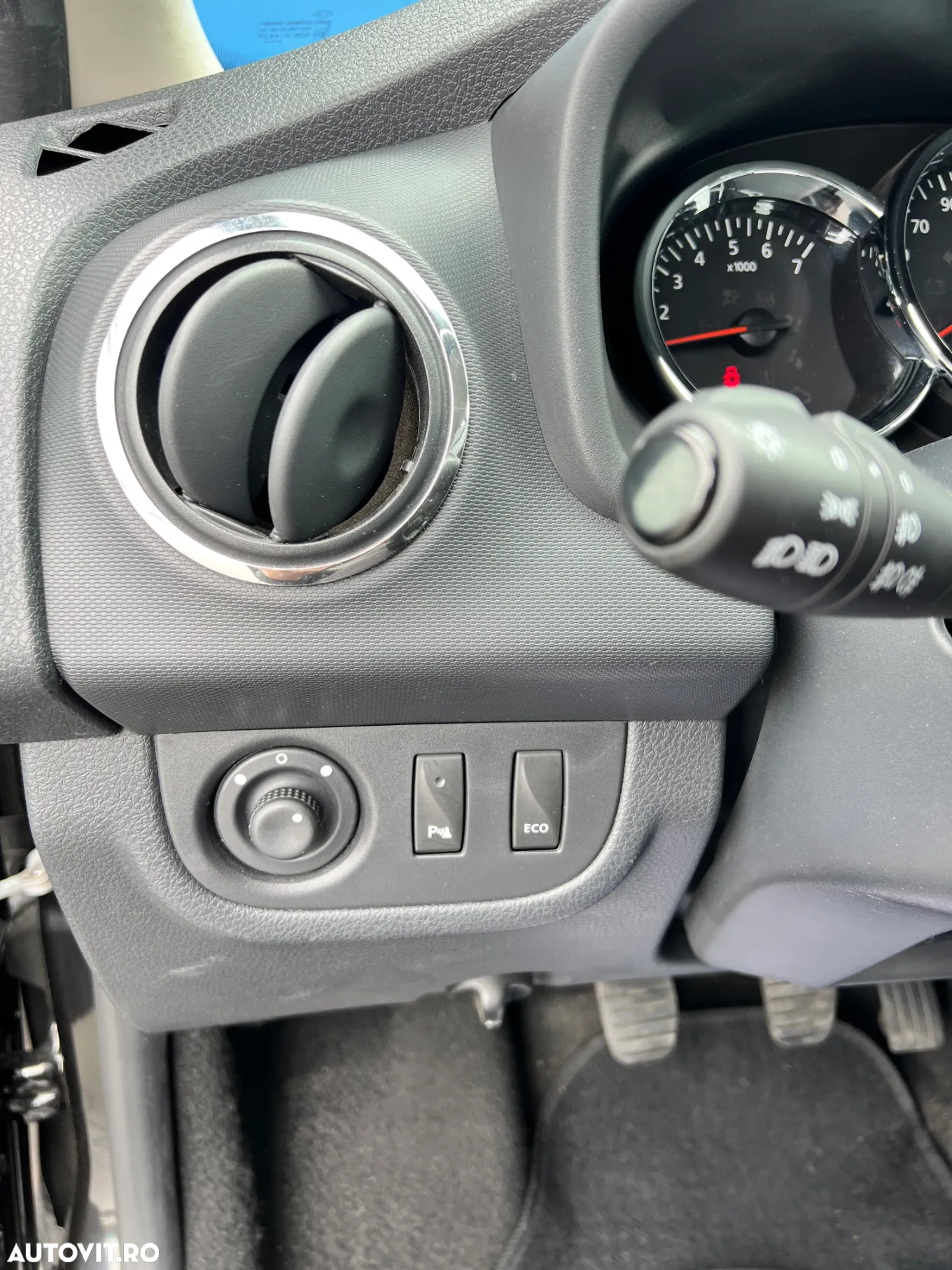 Dacia Sandero 0.9 TCe Prestige - 28