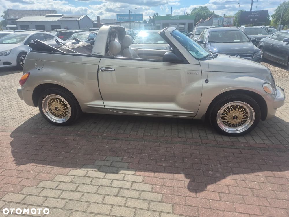 Chrysler PT Cruiser - 16